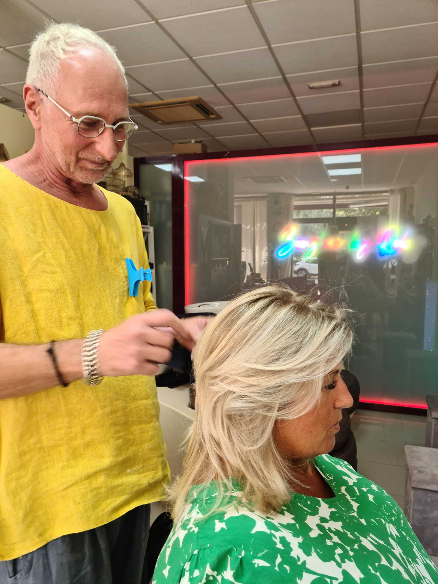 Roby providing organic hair services at ZenzHair Albir salon