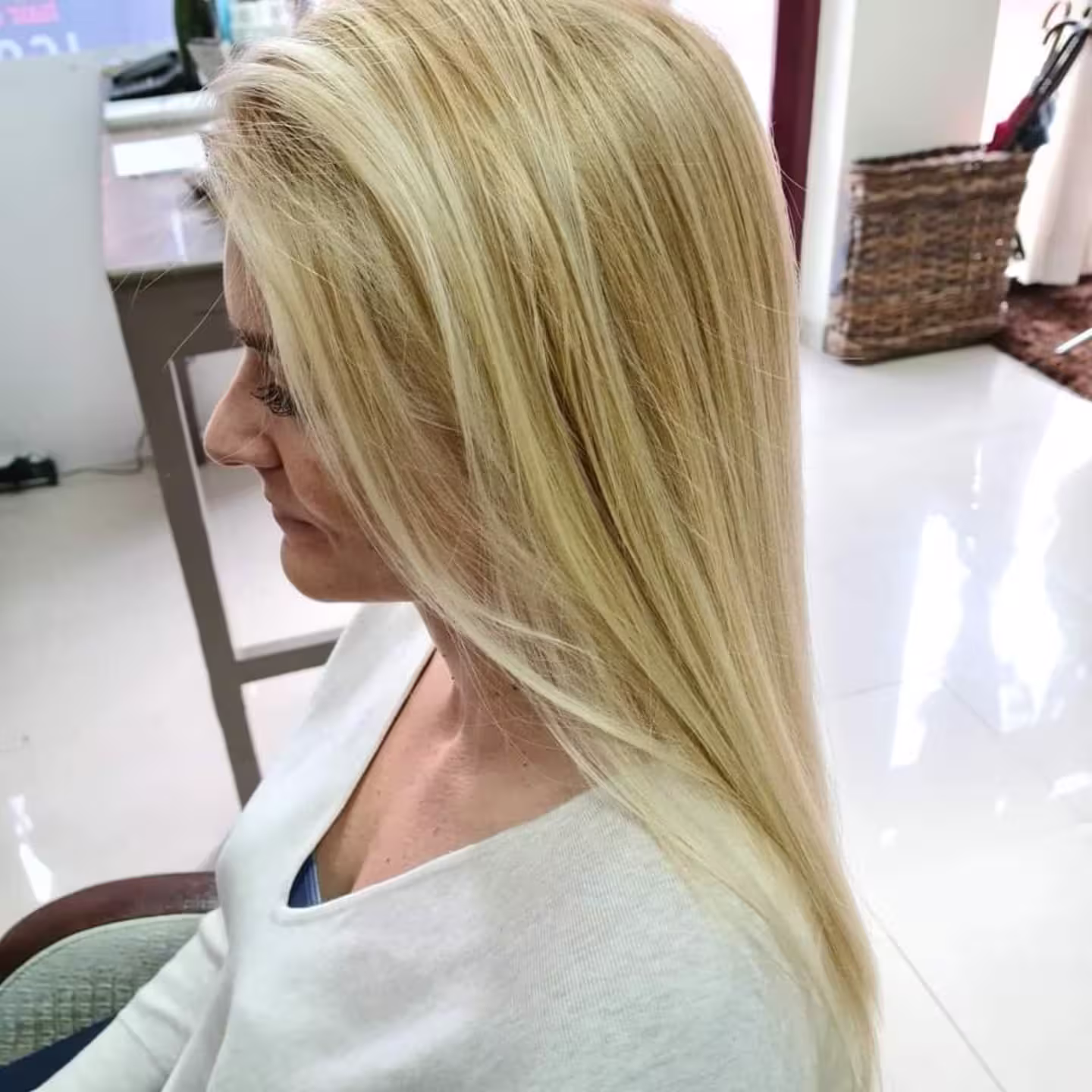 Dark to light ombre hair color at ZenzHair Albir